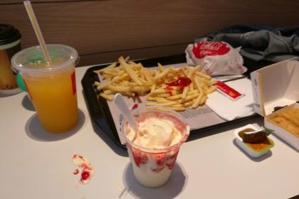 麥當勞（江東中路有加利店）