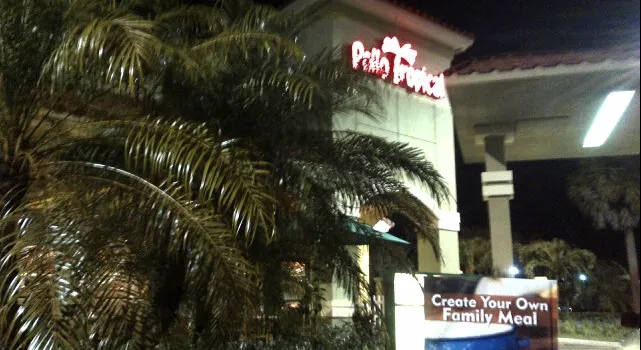 Pollo Tropical