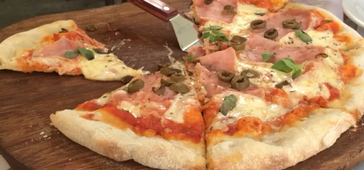 La Dolce Vita pizza e cantina toscana
