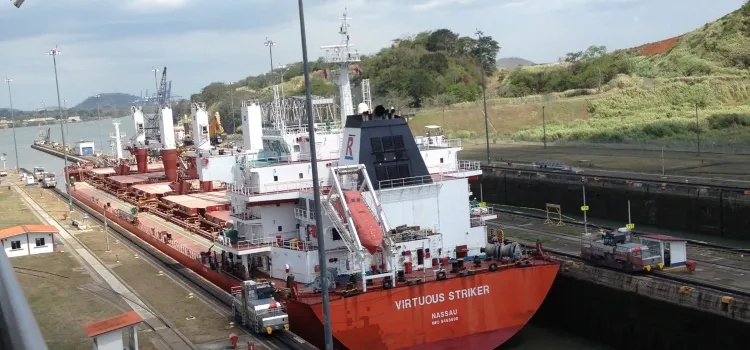 Miraflores Restaurant At The Panama Canal