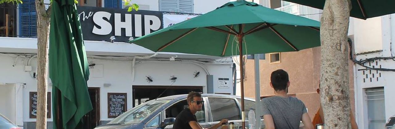 The Ship Ibiza ( British breakfast / Sports bar )