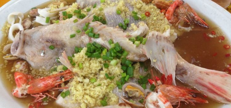 Restoran Kari Kepala Ikan Tiga