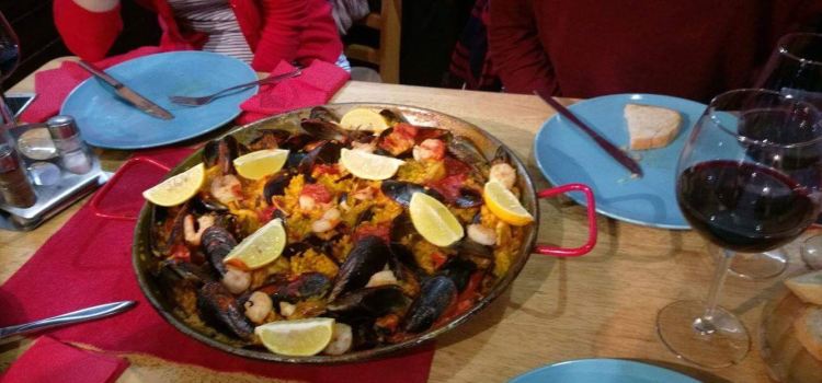 La cabaña Tapas Bar