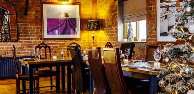 Barnacles Restaurant & Bar Bistro
