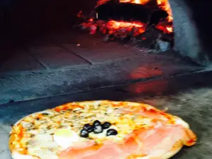 Trattoria Pizzeria La Pazz