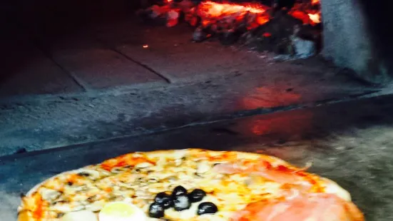 Trattoria Pizzeria La Pazz