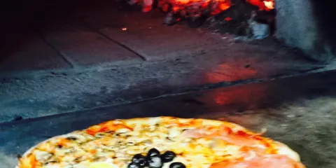 Trattoria Pizzeria La Pazz