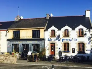 Café de la place