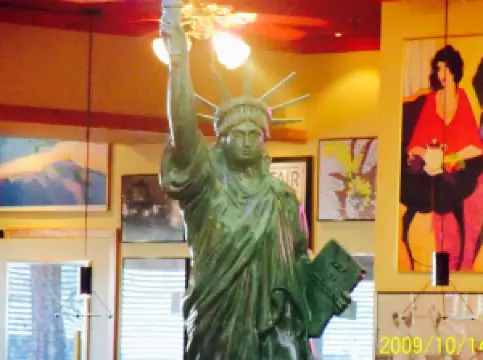 Red Robin Gourmet Burgers