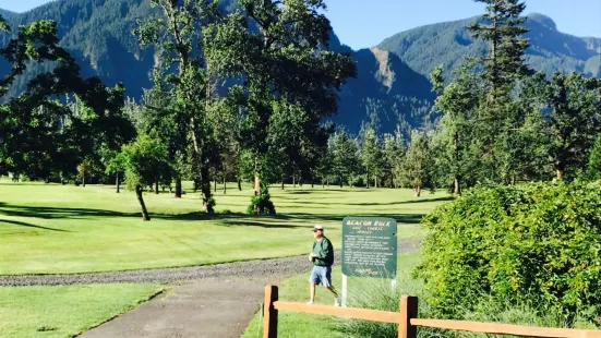 Beacon Rock Clubhouse Grill