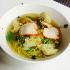 Kuaytiaw 3 Baht User Photo
