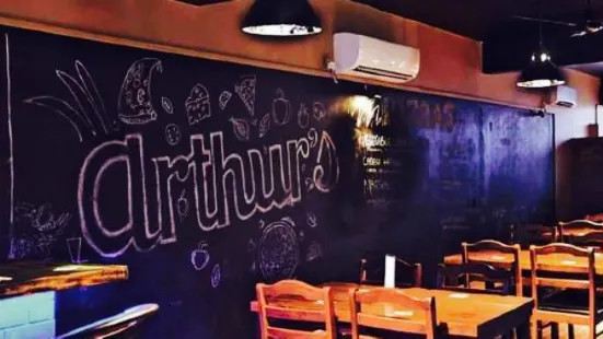 Arthur's Pizzeria - Mount Lavinia