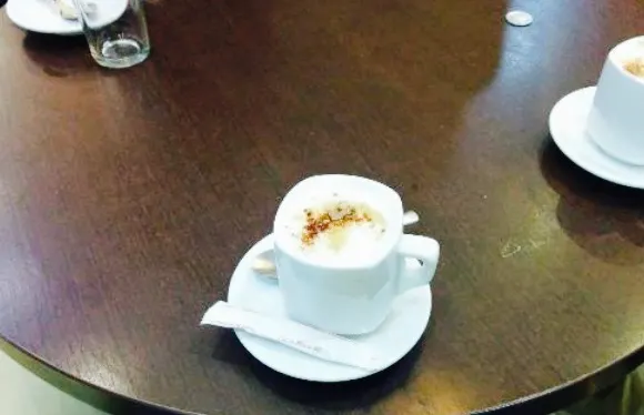 Hotel Restaurant Imperial Peace la Paix