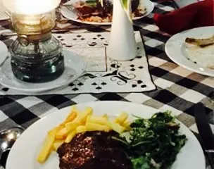 Pringgondani Restaurant