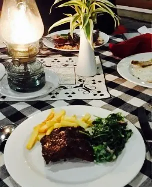 Pringgondani Restaurant