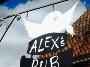 Alex's Pub