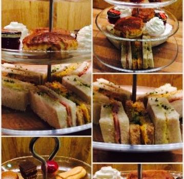 Cafe Piano