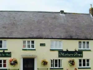 Mariners Arms