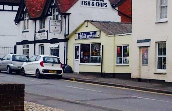 Ludlow Fishbar And Restaurant