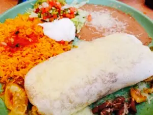 Los Compadres Mexican Restaurant