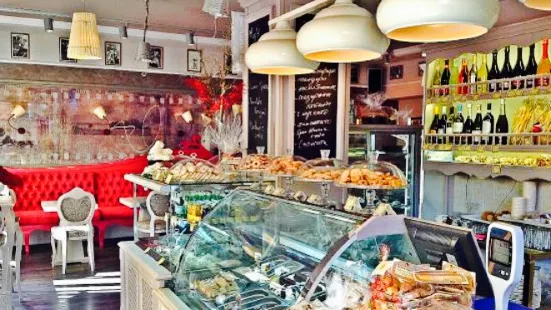 Dolce Fellini Pasticceria & Gelateria