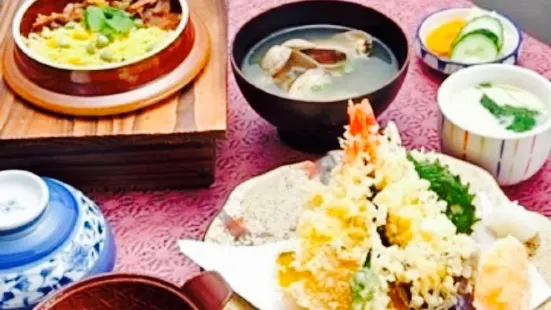 Sushi and Japanese Cuisine Restaurant Sakurai
