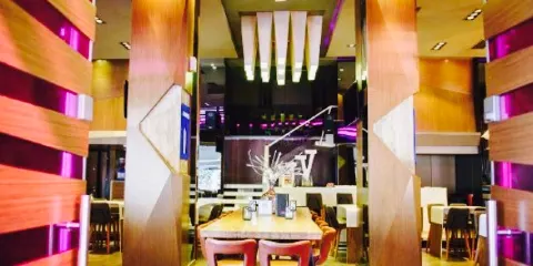 SoHo Absolutely Fabulous