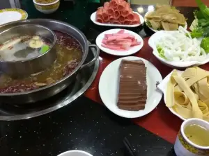 流浪汉鹅庄(拜城店)