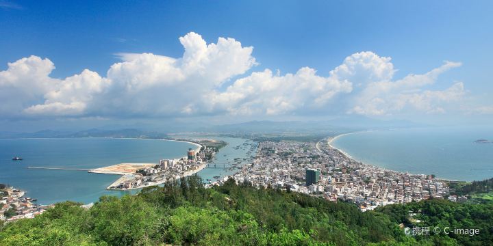 Shuangyue Bay