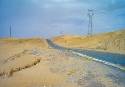 砂漠の道路