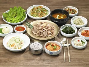 Wangbijip Myeongdong Main store