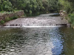 岩頭古村漂流