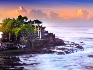 Tempio di Tanah Lot