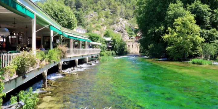 Les Terrasses Bar-Cafe