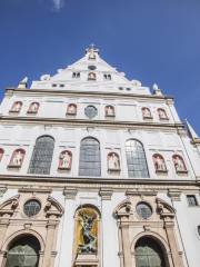 慕尼黑聖彌額爾教堂