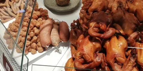 老昌食品(歐亞益民分店)