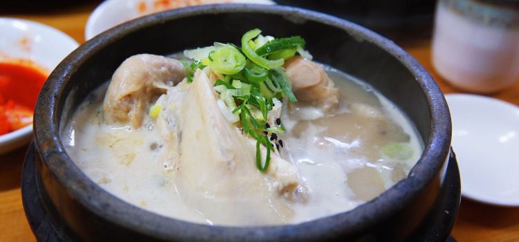Tosokchon Samgyetang