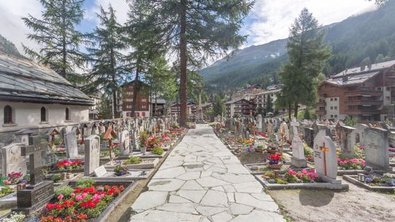 Mountaineer's Cemetery