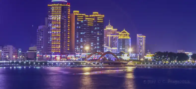 โรงแรมในเหยียนจี๋