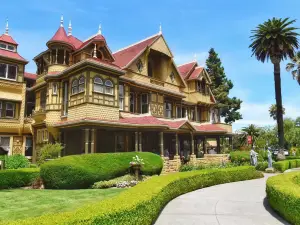 Winchester Mystery House