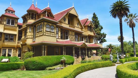 Winchester Mystery House