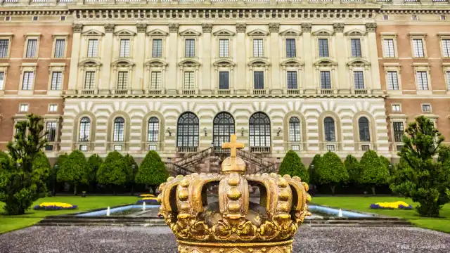 Hotels near The Royal Palace