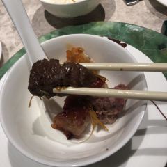 Ying Jee Club User Photo