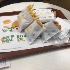 华莱士·全鸡汉堡(榕江店) User Photo