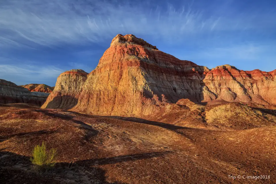 2_Rainbow Cliff