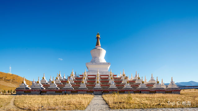 Zunsheng White Tower