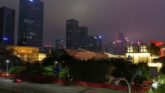 深圳市少年宫位于深圳中央商务区核心区中轴线东北区域，建筑设计