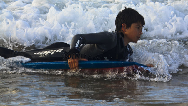 7th Wave Surf School