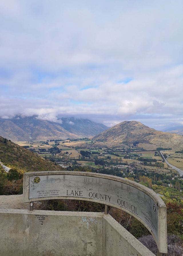 Crown Range Road