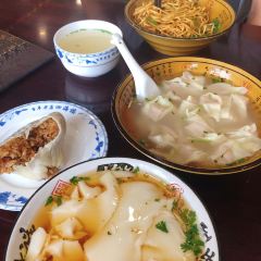 Sihailou (zhongshanlu) 여행 사진